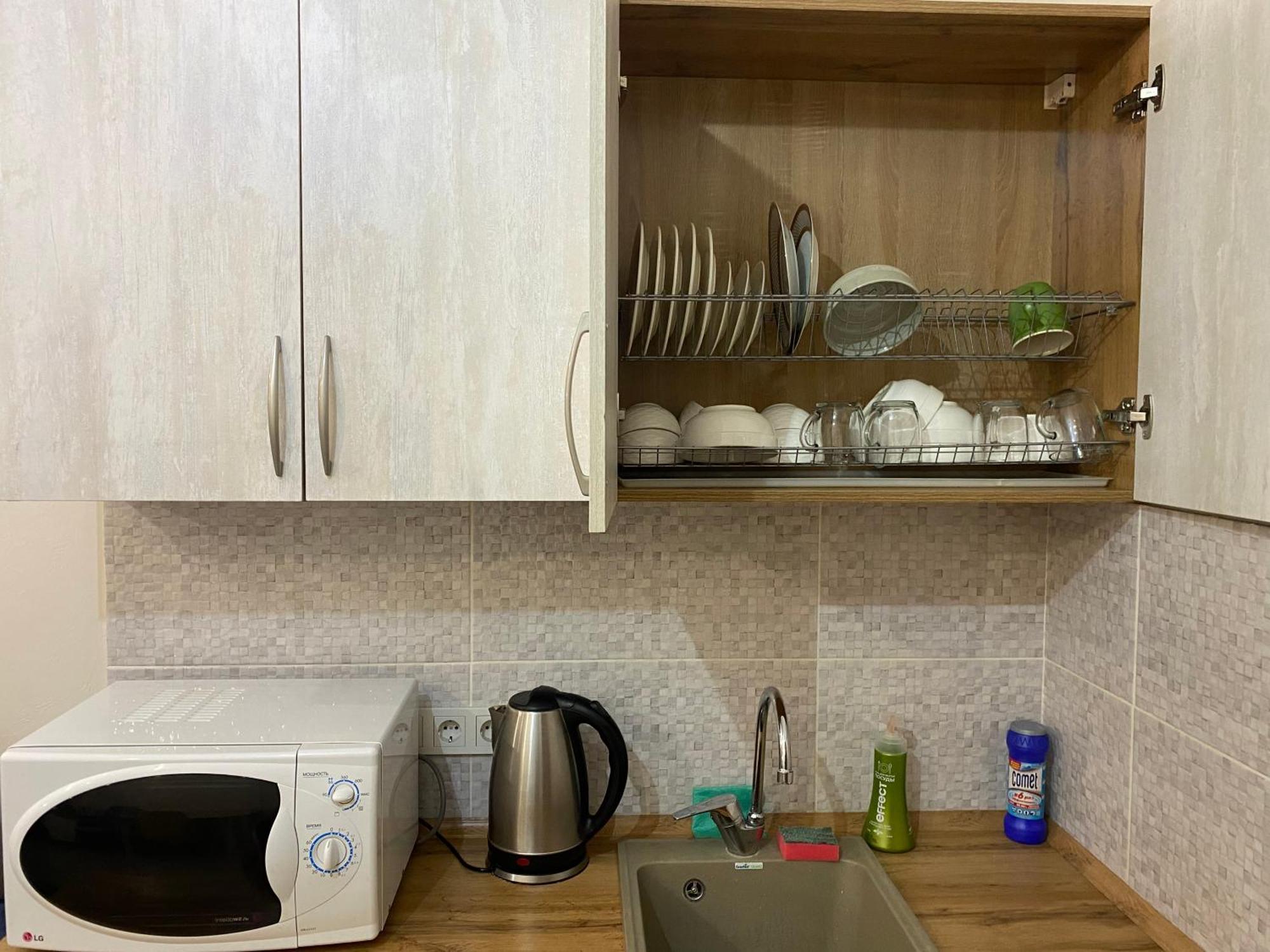 студия у озера в живописном месте Apartment Almaty
